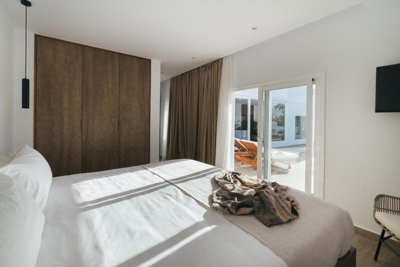 Alava Suites Costa Teguise Bagian luar foto