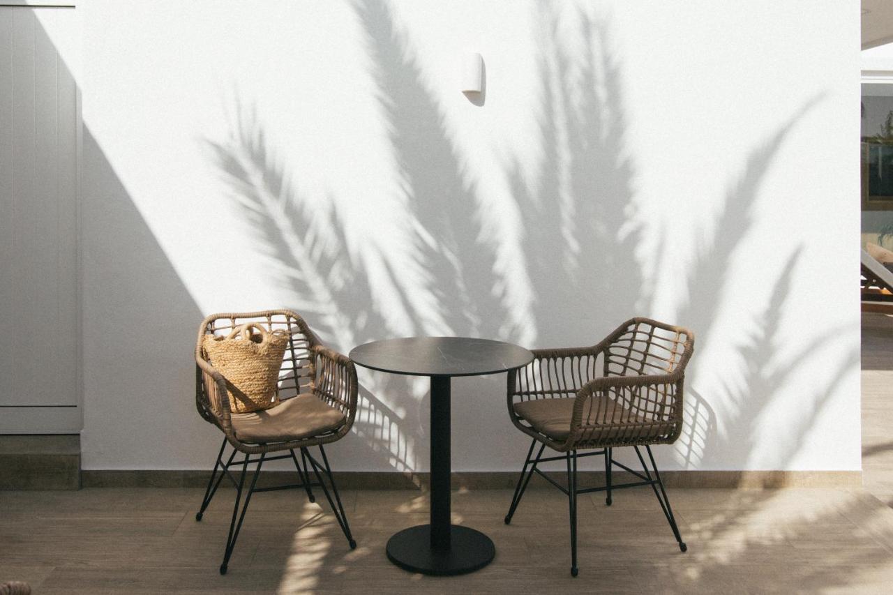 Alava Suites Costa Teguise Bagian luar foto
