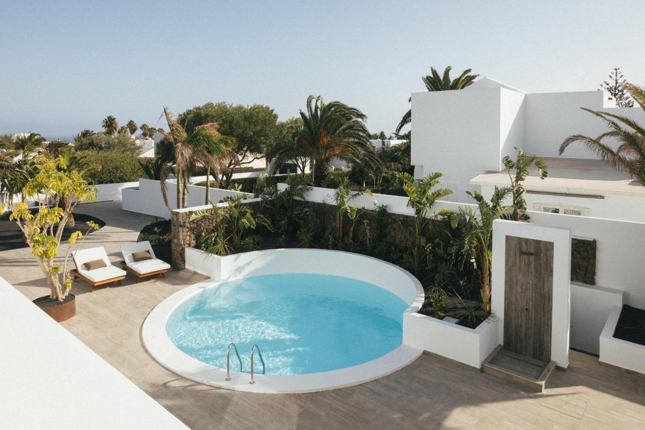 Alava Suites Costa Teguise Bagian luar foto